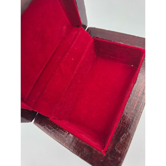 Vintage Egyptian Intricate Mother of Pearl Inlaid Geometric Wood Trinket Box - Picture 6 of 7